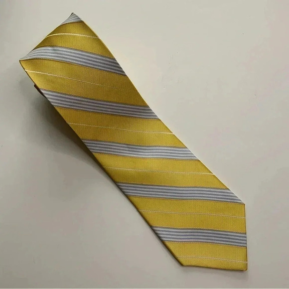 IZOD Yellow Woven Silk Stripe Tie - Picture 3 of 11